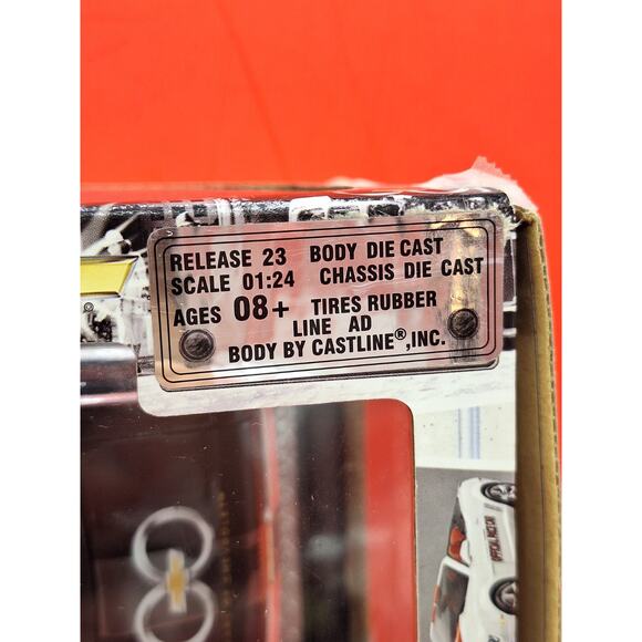 1957 Chevy Bel Air Convertible M2 Premium Edition 100 Years On Chevrolet 1/24 - Picture 9 of 11